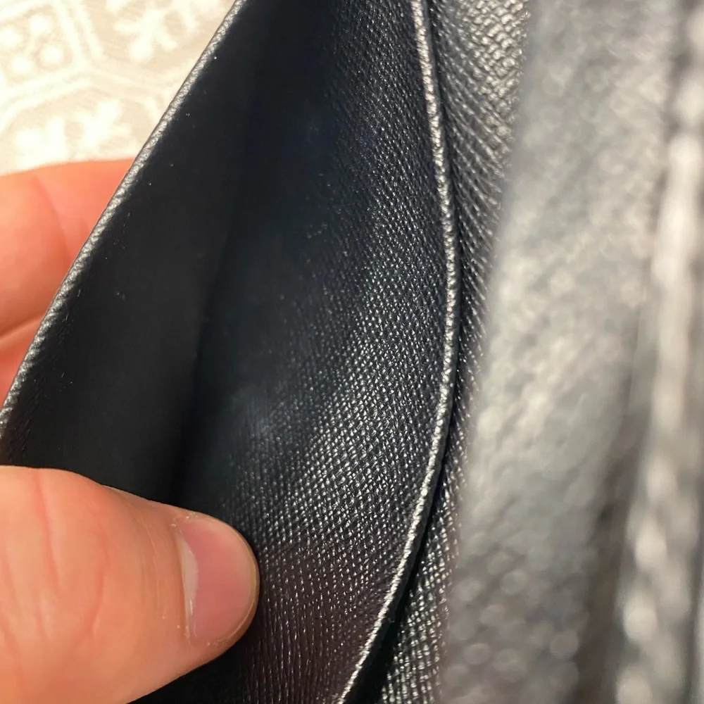 Authentic Louis Vuitton Black Epi Leather Wallet - Picture 12 of 12